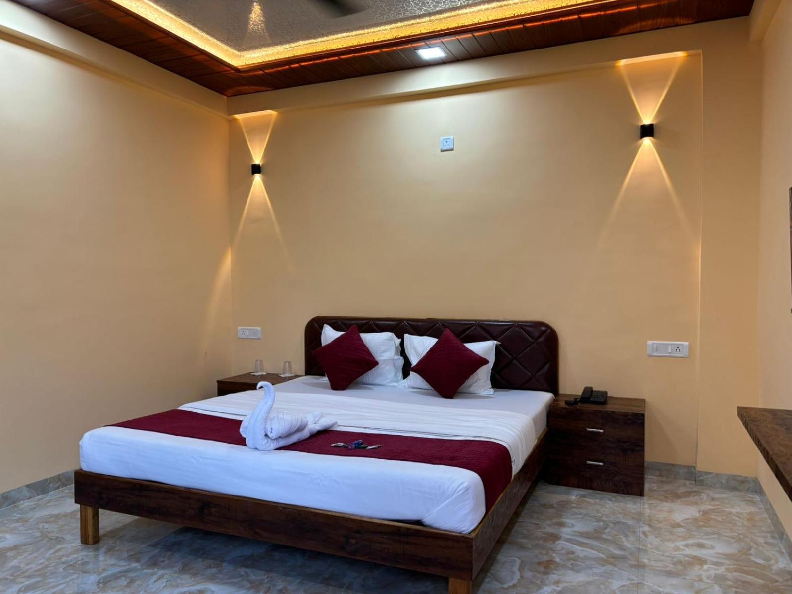 Sahil Beach Resort Алибаг Экстерьер фото