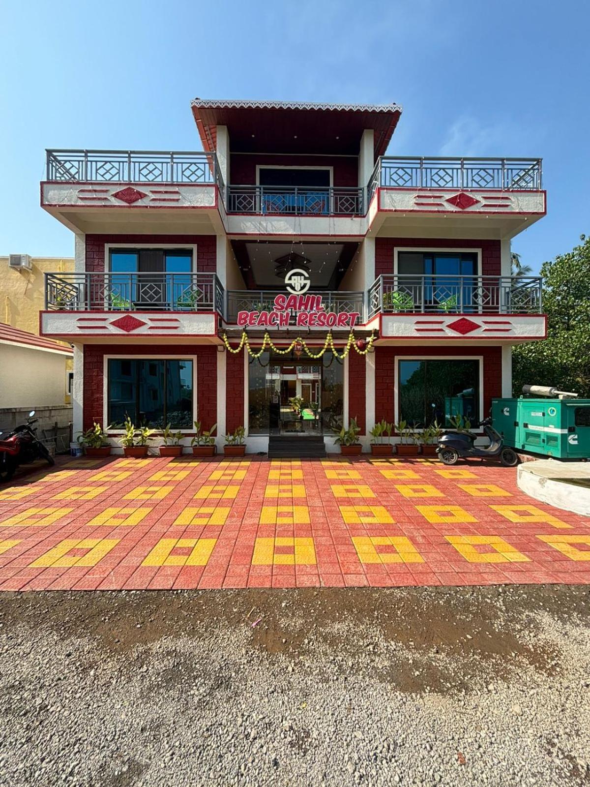 Sahil Beach Resort Алибаг Экстерьер фото